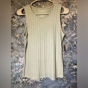 Arizona Jean Co. green scoop neck ribbed 90s tank top size L